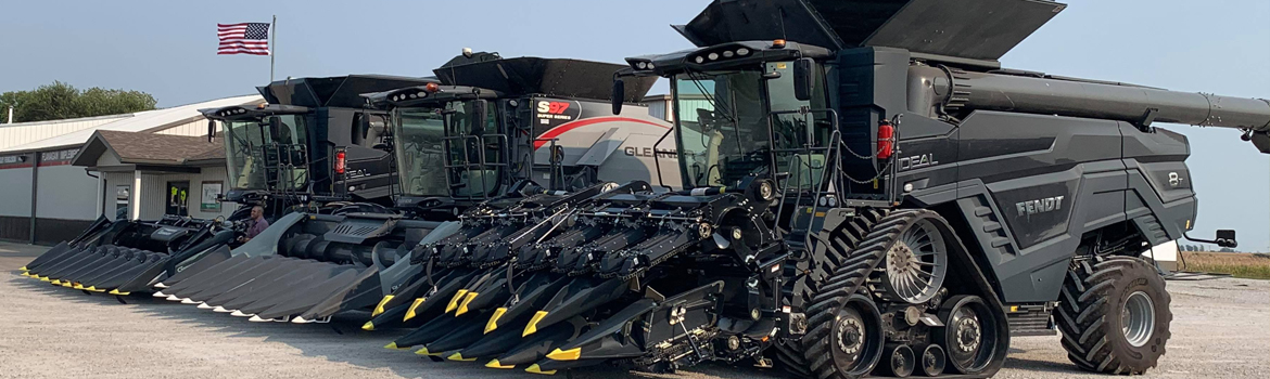 Schedule a demo with one of Flanagan Implement & Service's tractors, combines, or fall tillage equipment.
